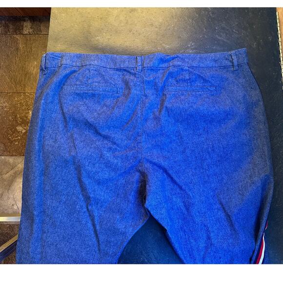 Old Navy Pixie  Cropped Jeans Size 26 Plus - Picture 9 of 9